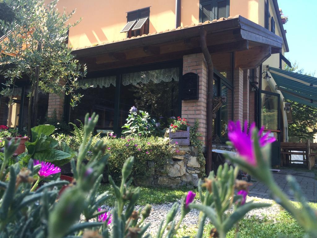 Agriturismo La Taverna Del Nonno Borzonasca Екстер'єр фото