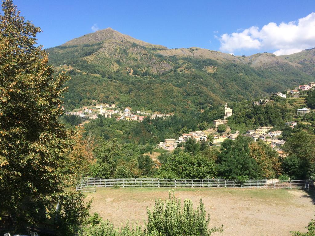 Agriturismo La Taverna Del Nonno Borzonasca Екстер'єр фото
