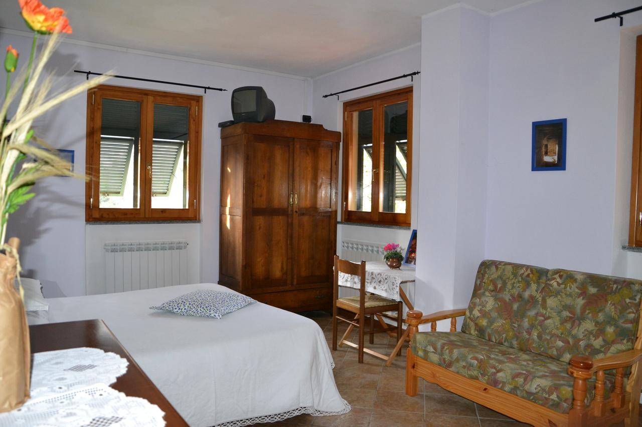Agriturismo La Taverna Del Nonno Borzonasca Екстер'єр фото
